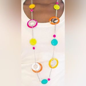 PAPARAZZI "KALEIDOSCOPICALLY CAPTIVATING" MULTI BLOCKBUSTER NECKLACE